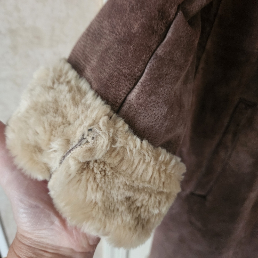 Wilsons Leather Tan Shearling Jacket.pit To Pit 21"lenght 36"never worn. - Picture 7 of 11